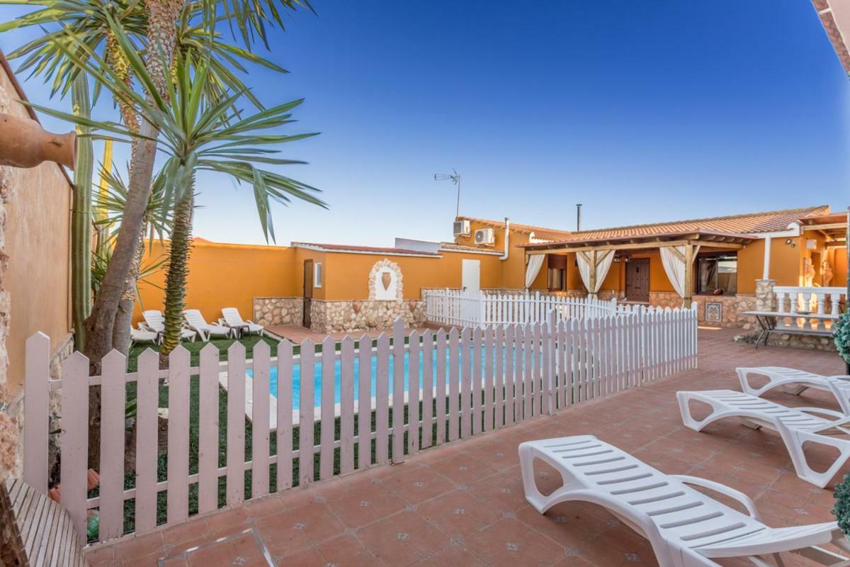Casa Ludima Villa Fuentes de Andalucía Kültér fotó