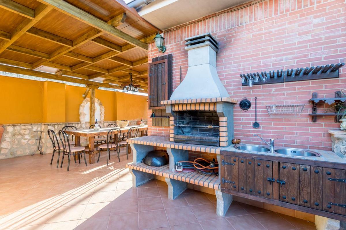 Casa Ludima Villa Fuentes de Andalucía Kültér fotó